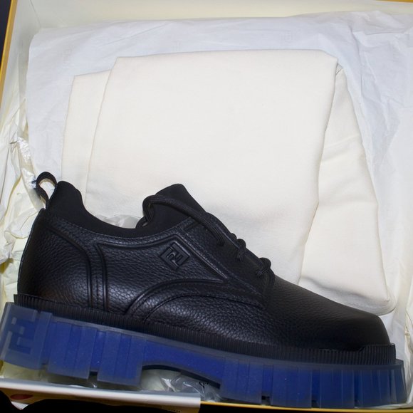 Fendi - Men\'s Lace up derby shoes Black/Blue (Brand New) main image 5